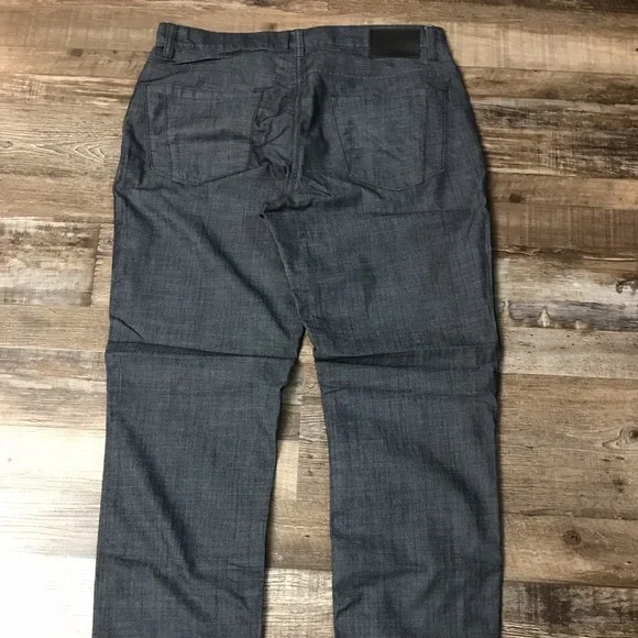 Perry Ellis - Picture 3 of 5